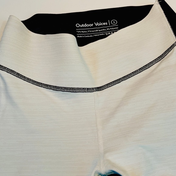 Outdoor Voices High Rise Leggings - Picture 3 of 7